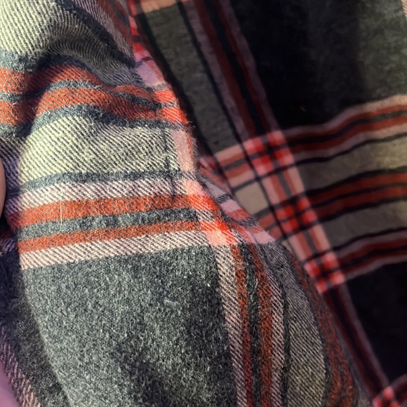 Flannel - Picture 4 of 4